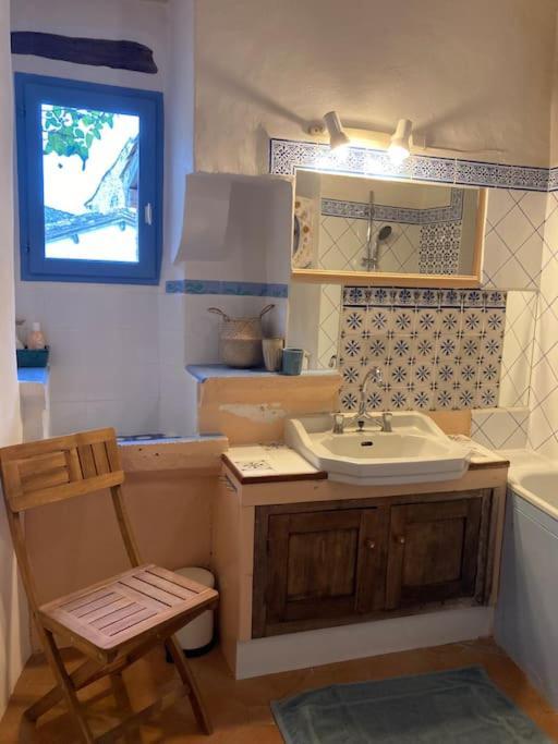 La Nuit De La Chouette Villa Bruniquel Bagian luar foto